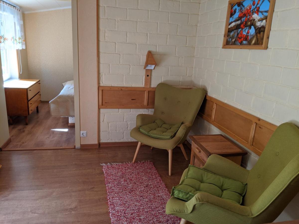 Paerna Guesthouse & Apartments Kuressaare Eksteriør bilde