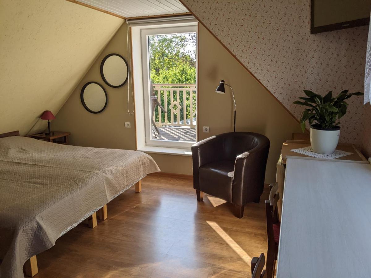 Paerna Guesthouse & Apartments Kuressaare Eksteriør bilde