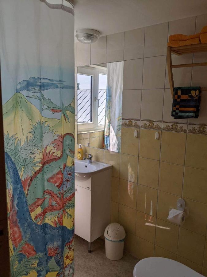 Paerna Guesthouse & Apartments Kuressaare Eksteriør bilde