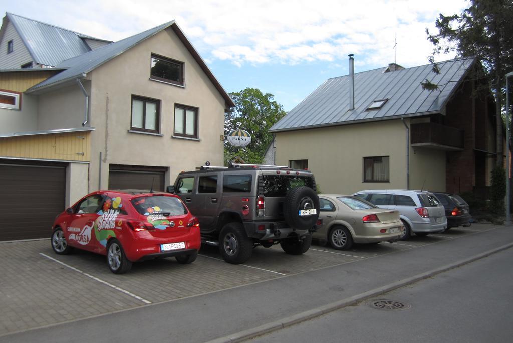 Paerna Guesthouse & Apartments Kuressaare Eksteriør bilde